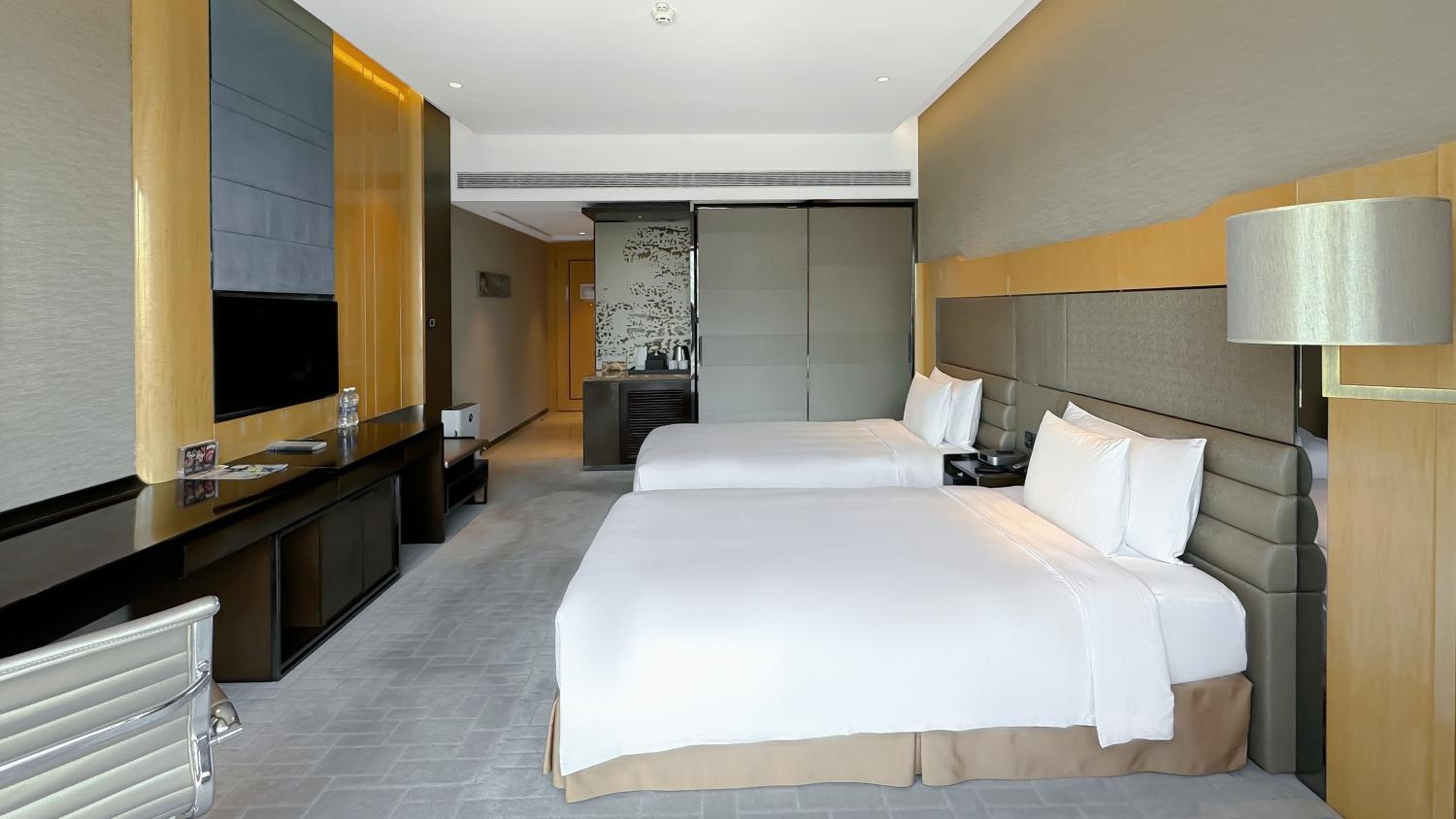 Upgrade, Standard, Twin Beds