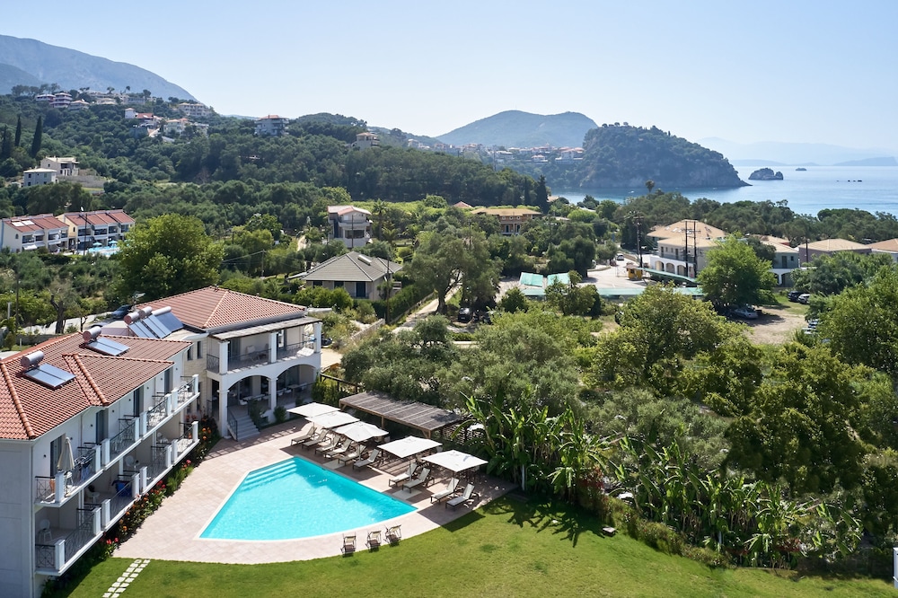 Sappho Hotel 23/28