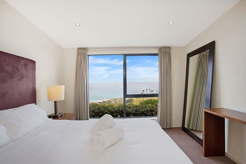 1 Bedroom, Deluxe, Apartment, King Bed, Ocean View, Jetted Tub