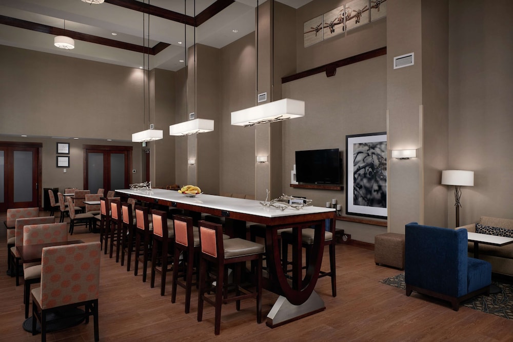Hampton Inn Suites Portland Vancouver 46/49