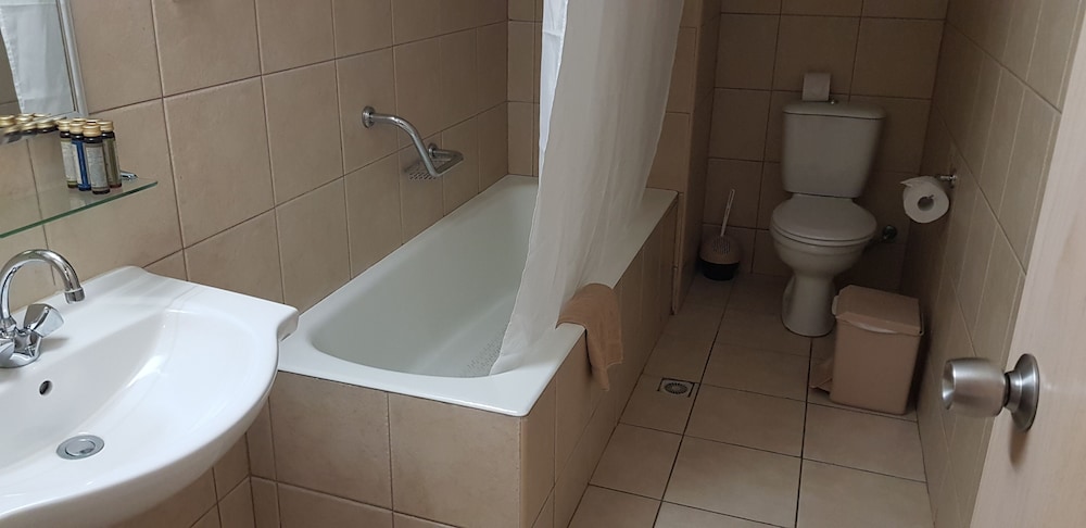 Senator Hotel Apartments - Adults Only 21/70