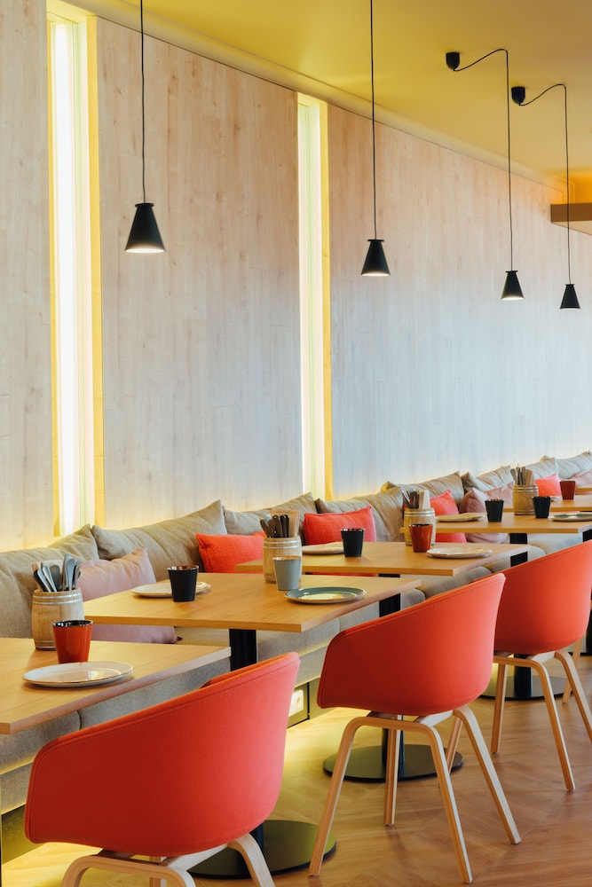 Mercure Porto Centro Santa Catarina 62/81