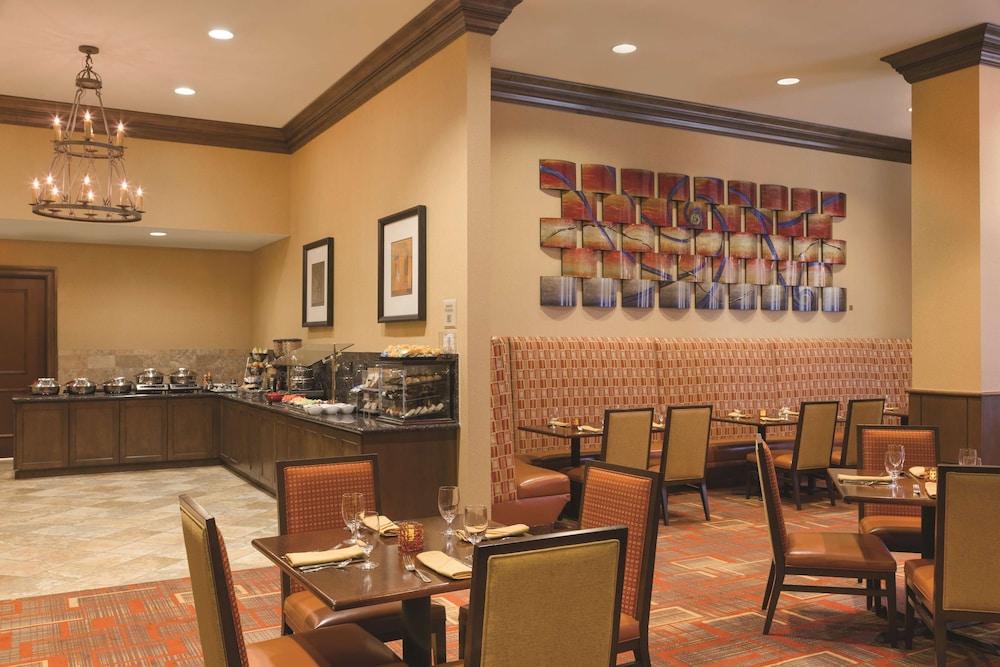 Hilton Phoenix Chandler 55/82