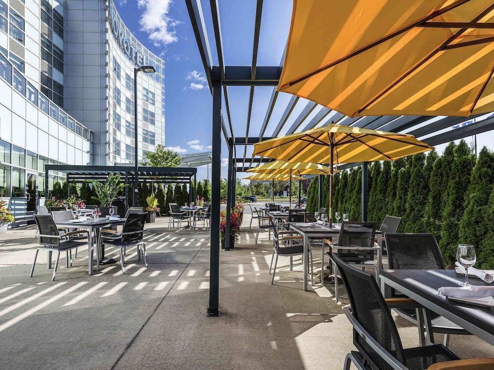 NOVOTEL MONTREAL AIRPORT 38/50