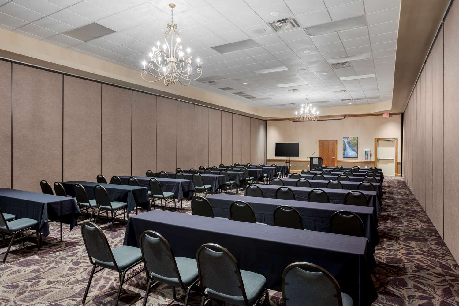Best Western Inn of the Ozarks 24/32
