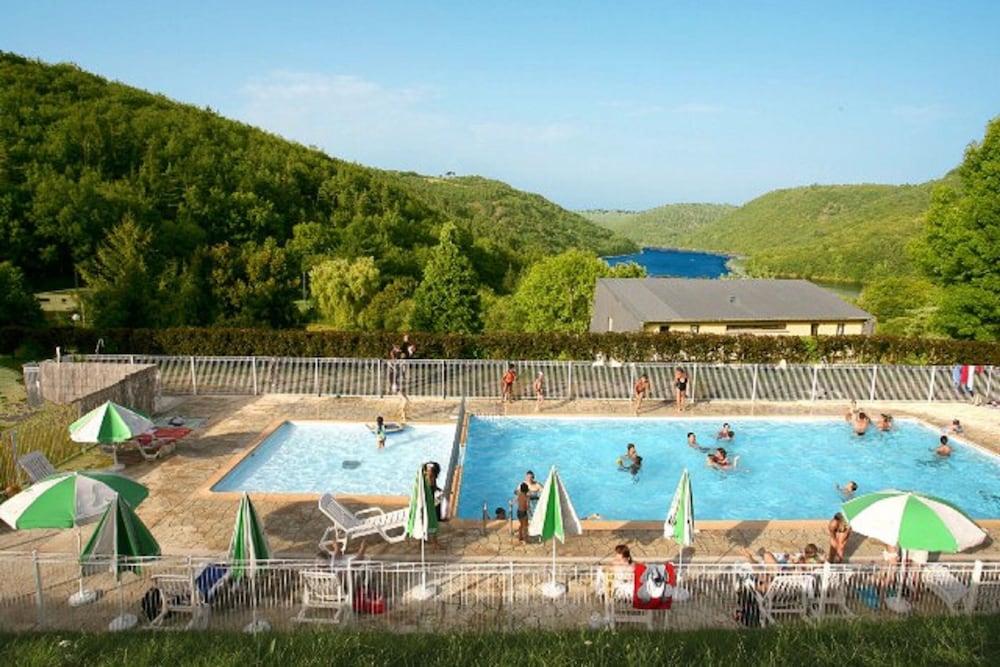 Residence Vacanceole Le Domaine de Confolant 42/62