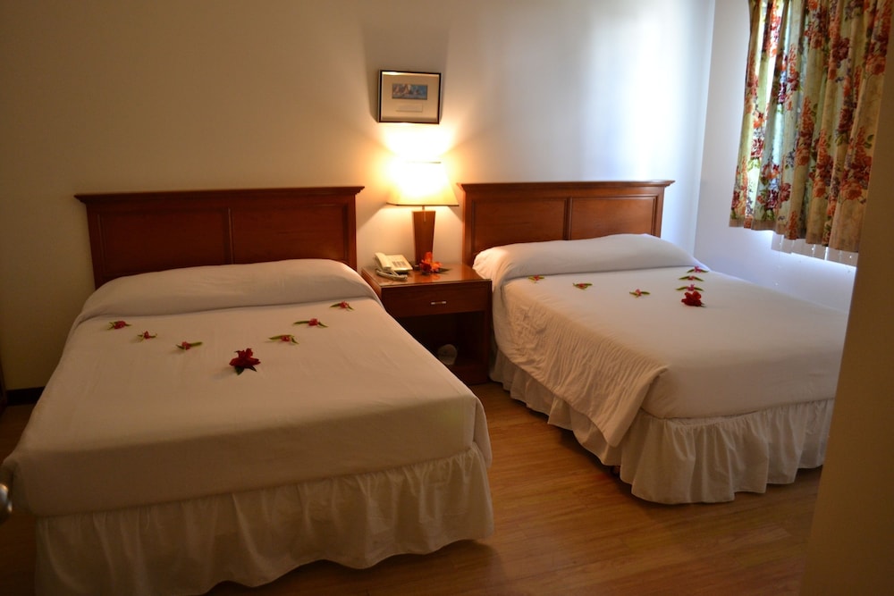 West Plaza Hotel Malakal 10/40