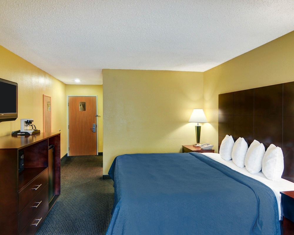 Standard, King Bed