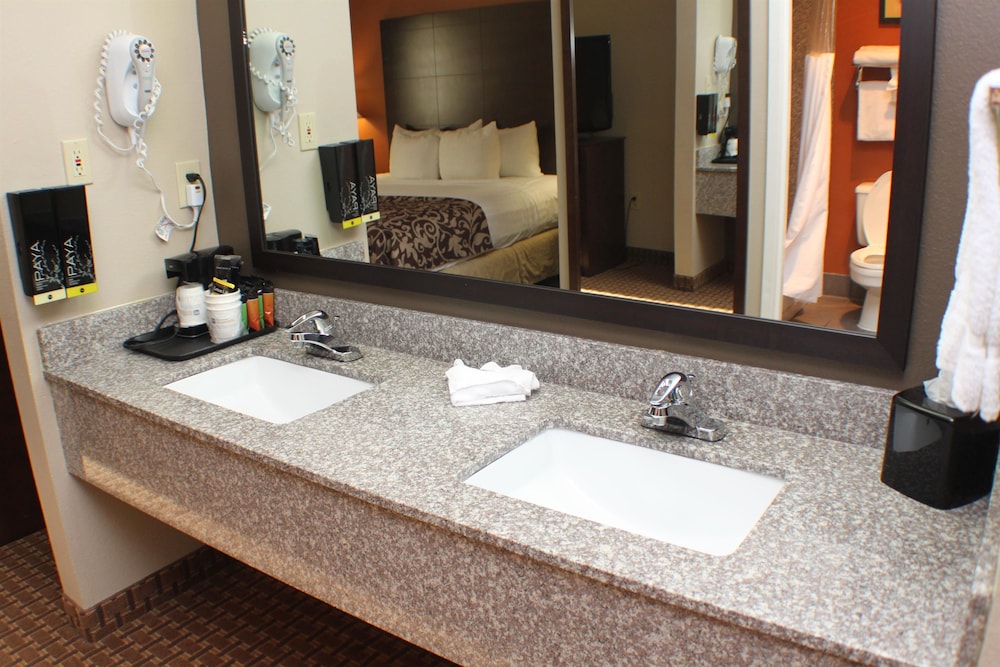Best Western Inn & Suites New Braunfels 5/35