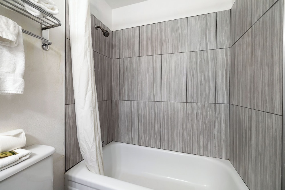 Kennewick Suites 57/58