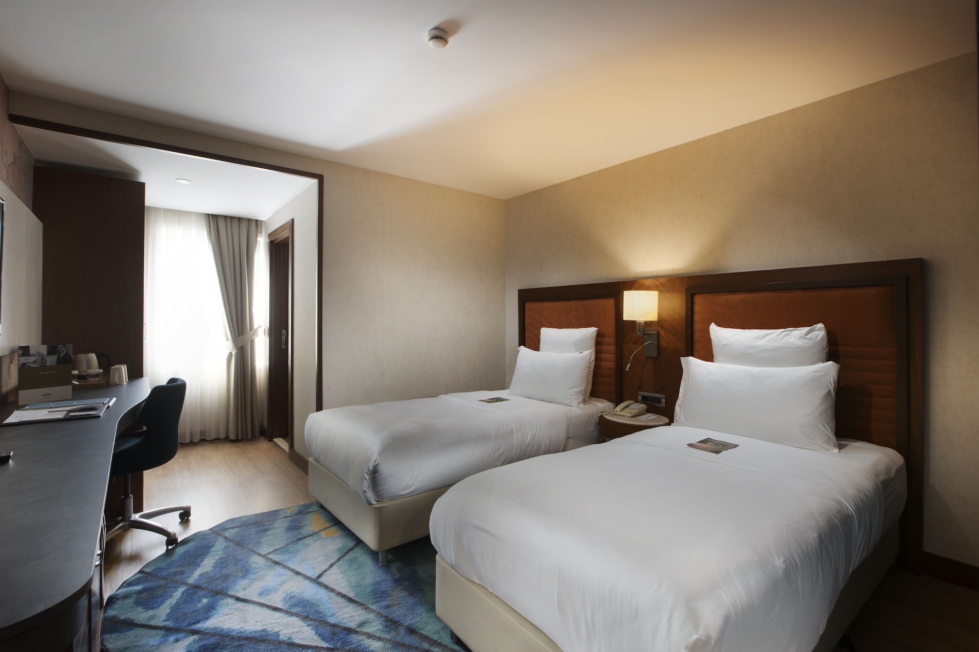 SUPERIOR, TWIN BEDS