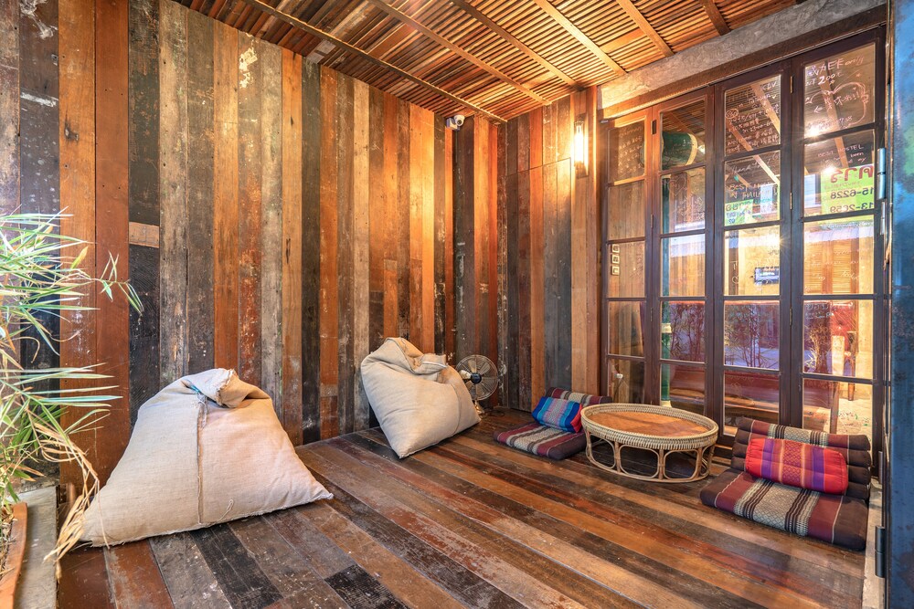 Siam Plug In Hostel 28/50