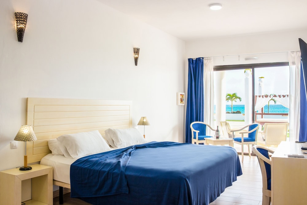 Hotel LIVVO Budha Beach 17/70