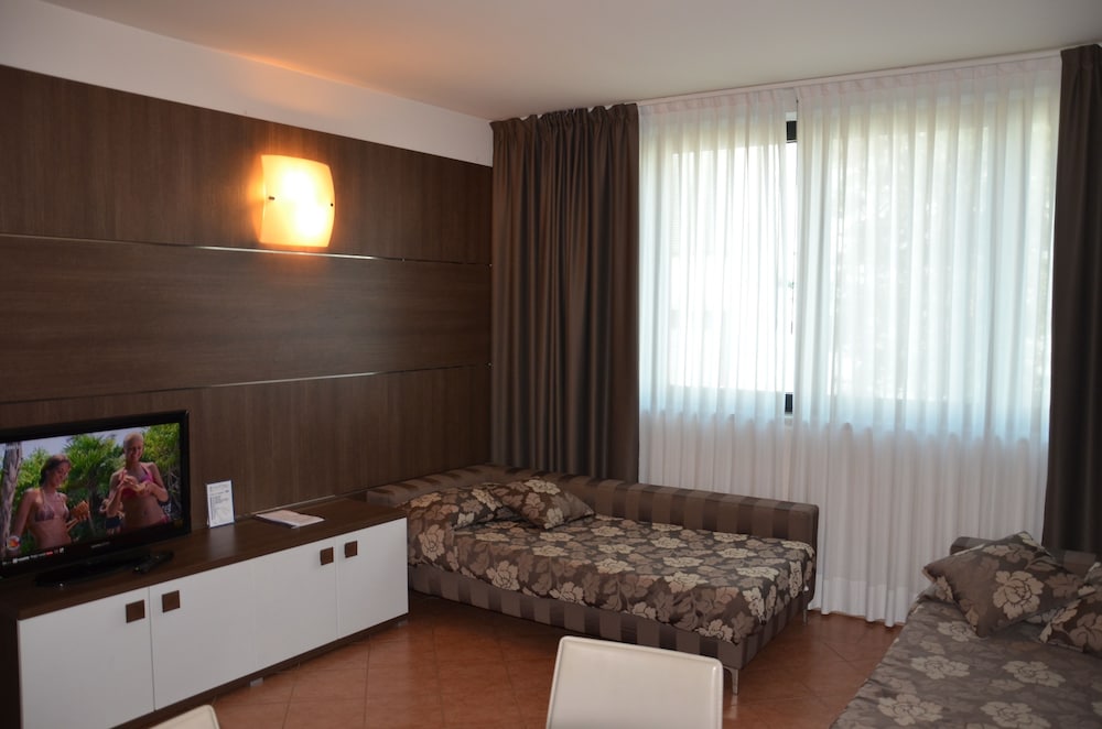 Hotel Victoria 45/68