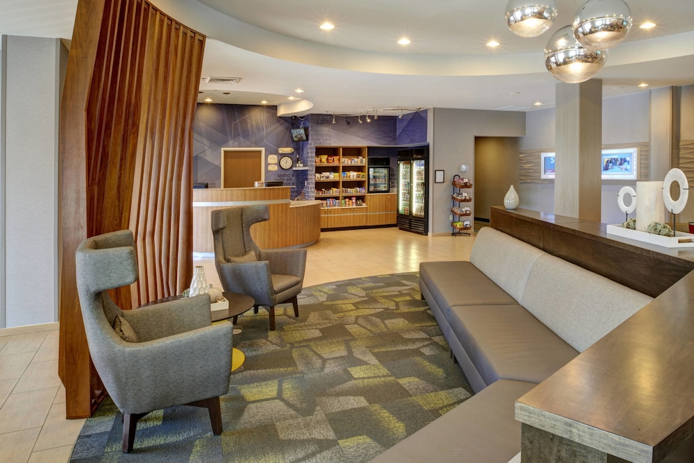 SpringHill Suites St. Louis Brentwood 23/36