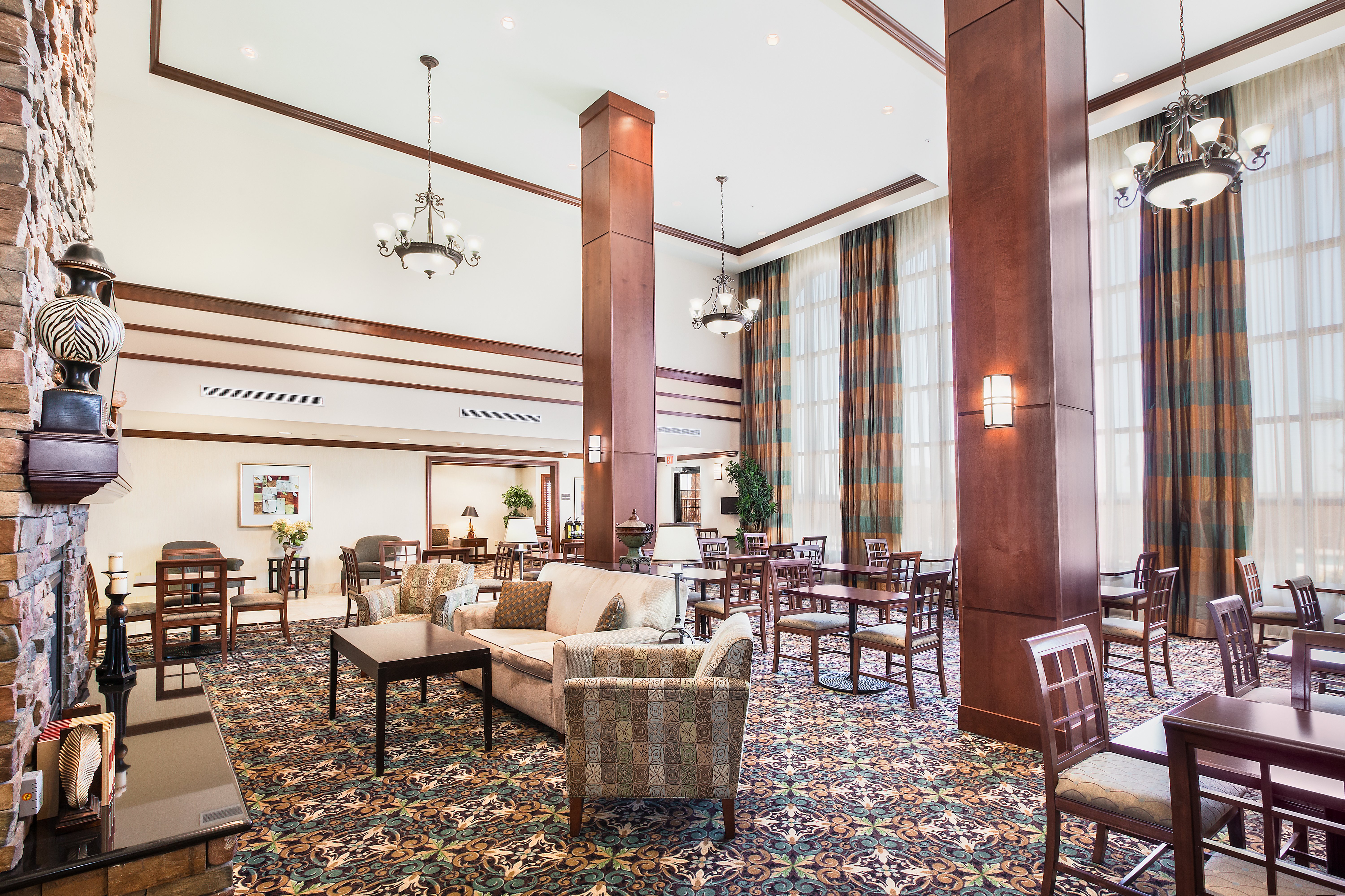 Staybridge Suites El Paso Airport Area 16/24
