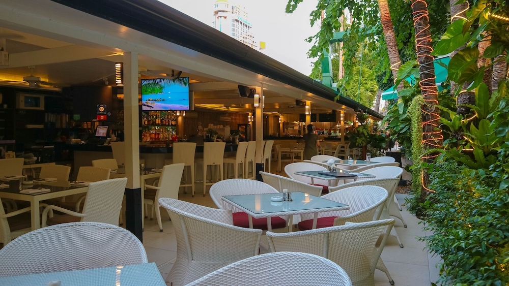 The Lokal Hotel Phuket 26/37