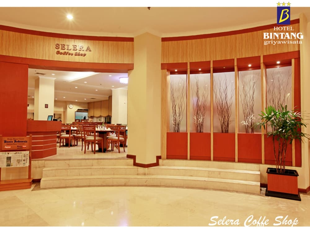 Bintang Wisata Mandiri 11/36
