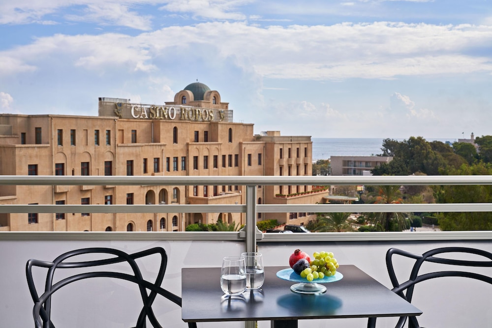 Aquamare Hotel 6/49