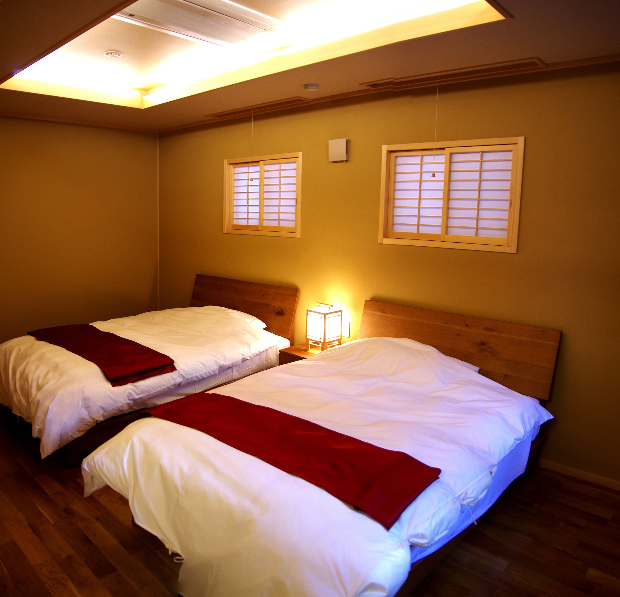 JAPANESE WESTERN, PANORAMIC, SUITE