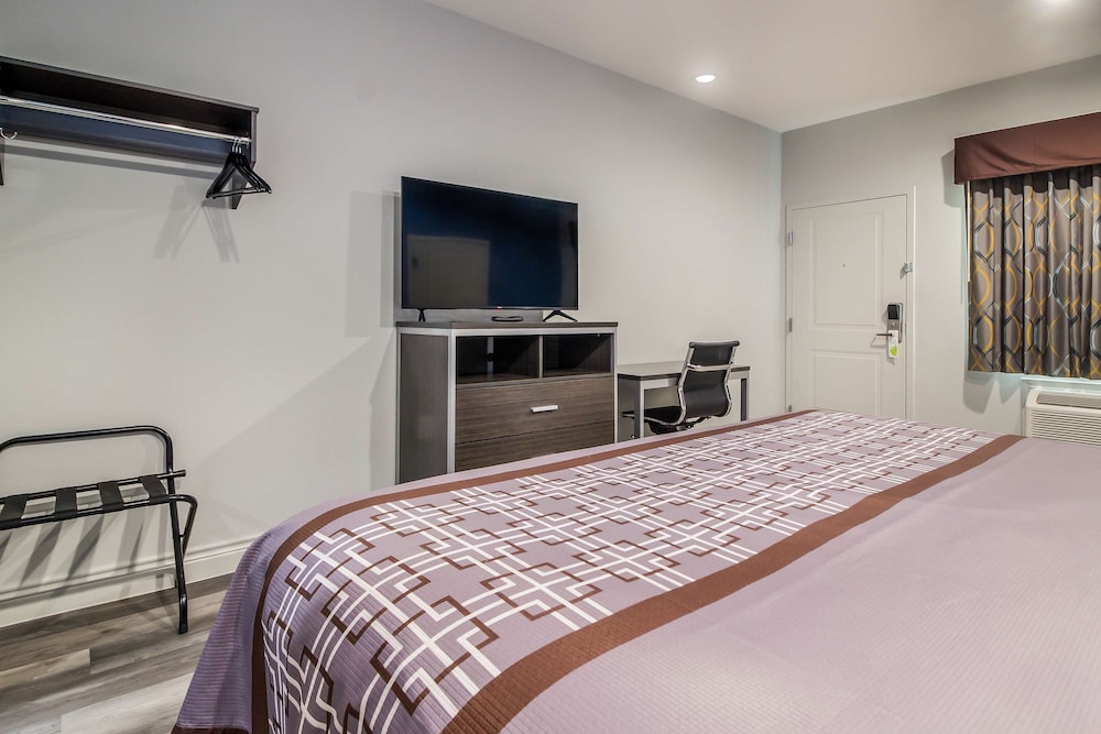 Studio6 Deer Park, TX 27/34