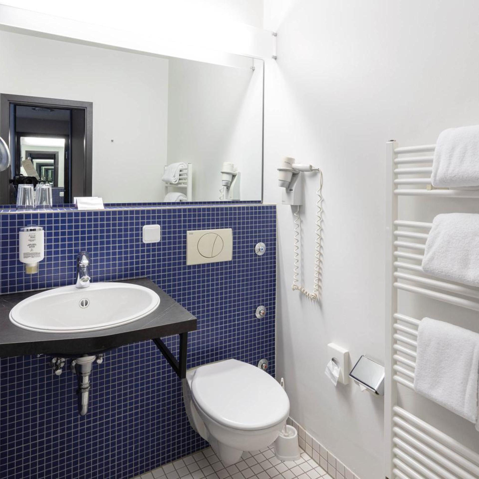غرفة قياسية بسرير مزدوج، Sunday Hotel Bad Honnef 14/15