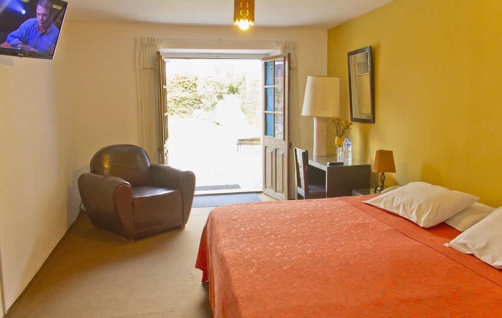 Las Mercedes Hostal Residencial 29/68