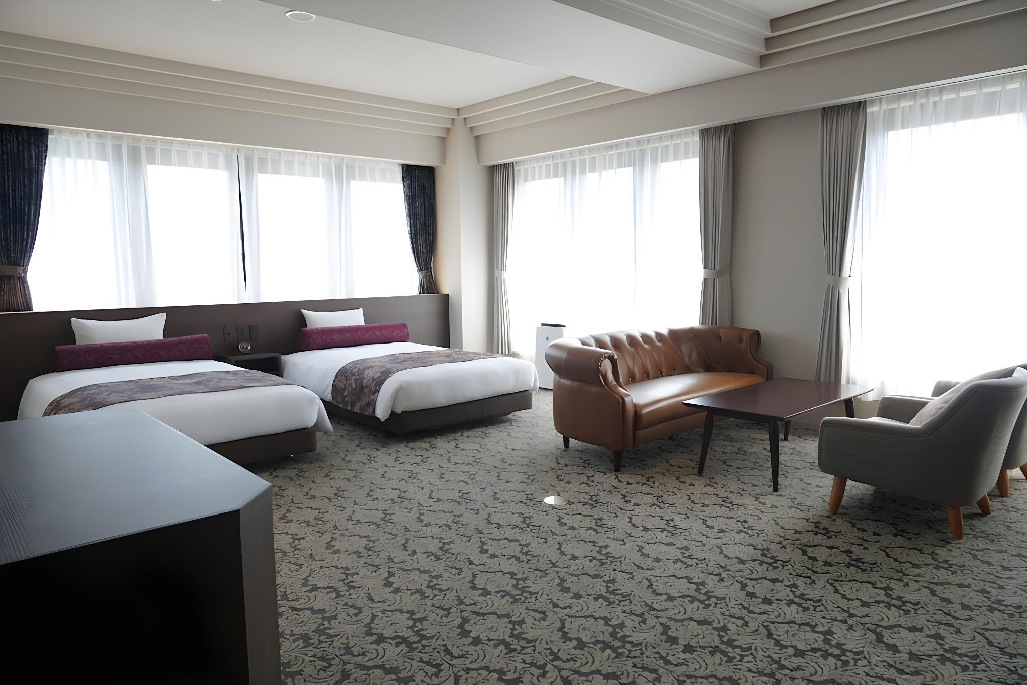SUITE