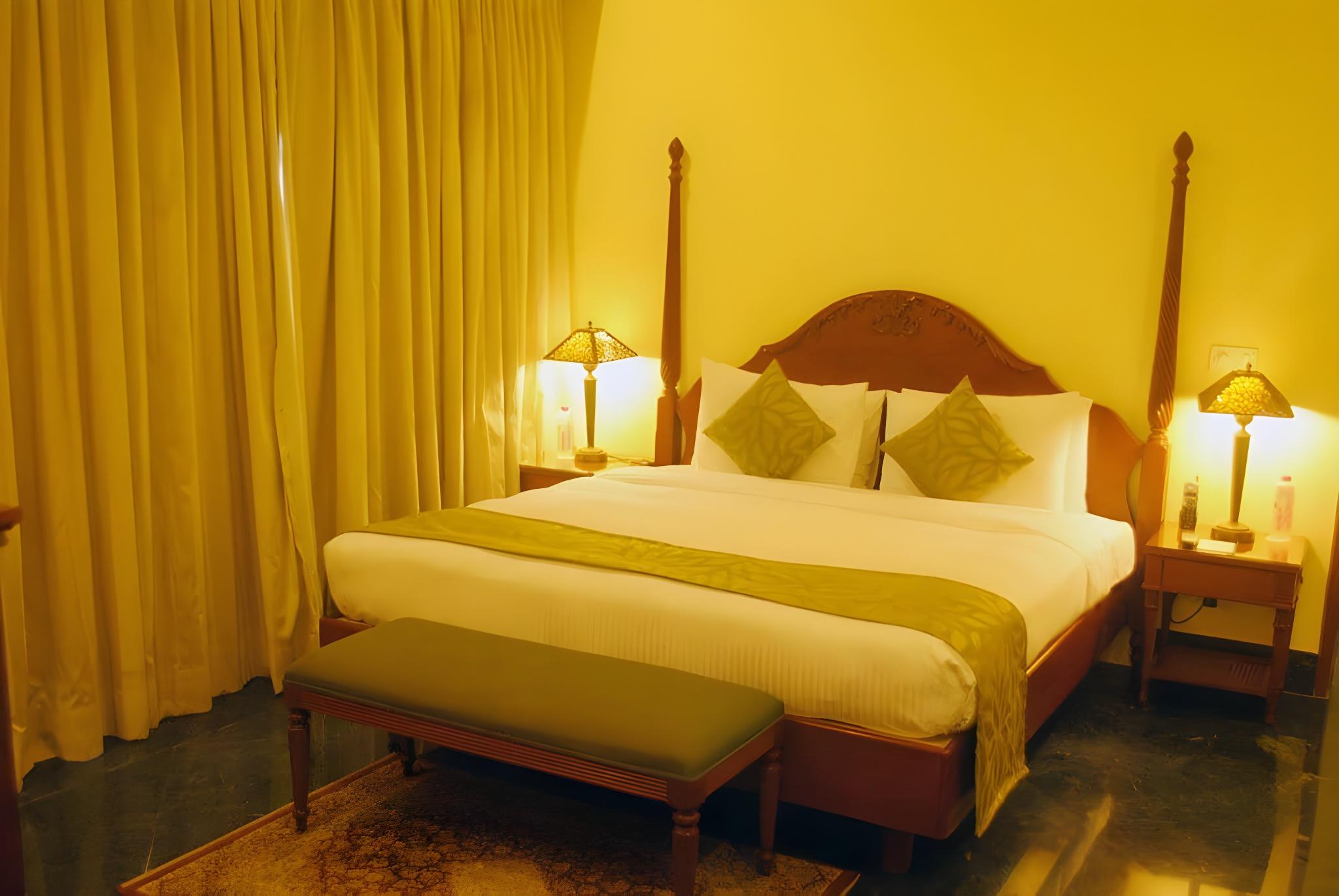 Deluxe, King Bed, Partial Sea View, The Hans Coco Palms 4/4