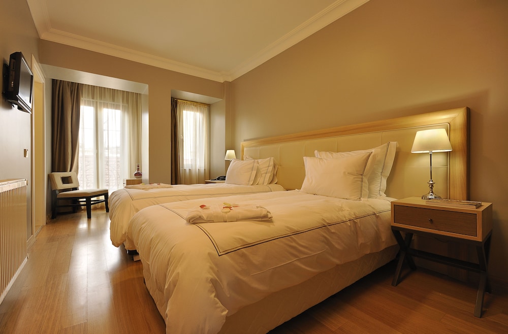 Agora Life Hotel Istanbul 20/50