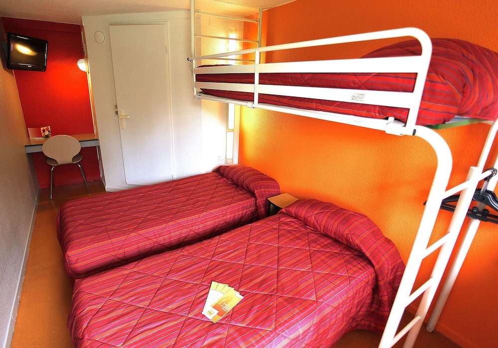 Standard, Twin Beds