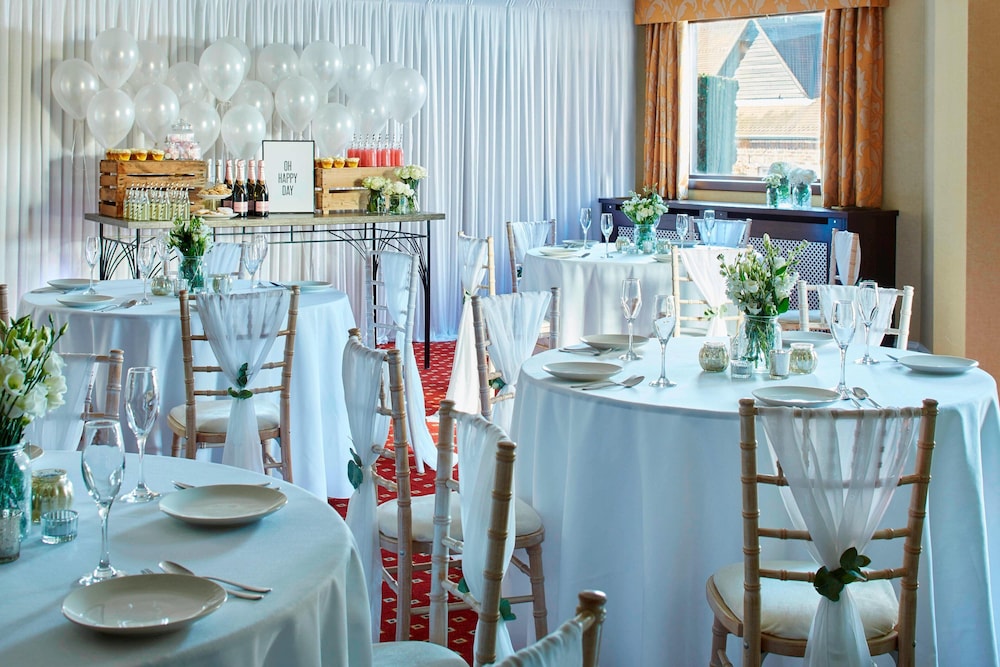 Delta Hotels By Marriott York 20/29
