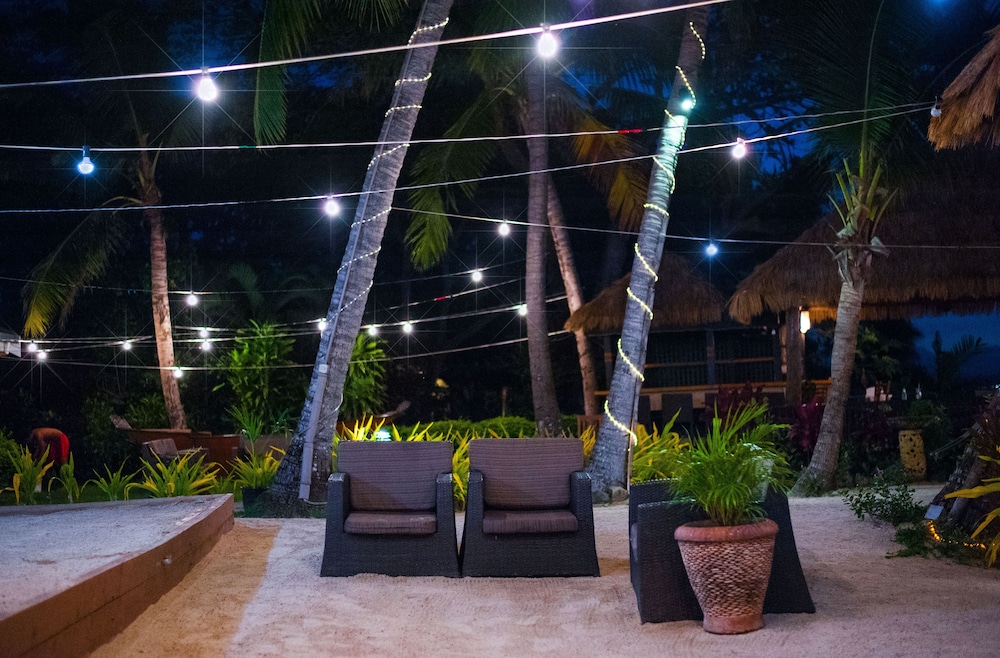 First Landing Beach Resort and Villas in LAUTOKA