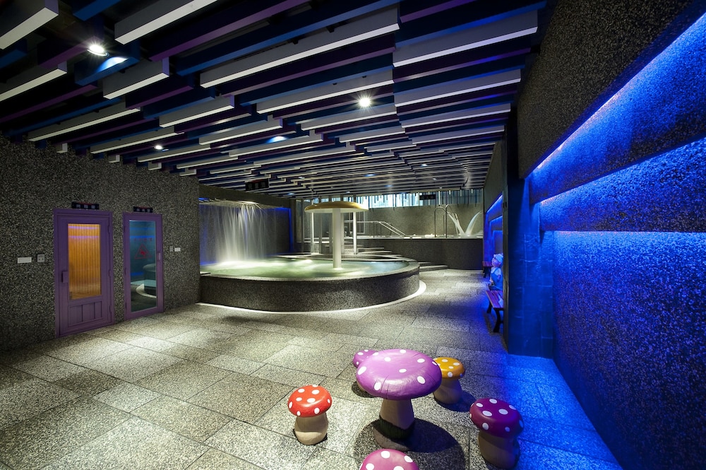One Fukun Hotel 41/49