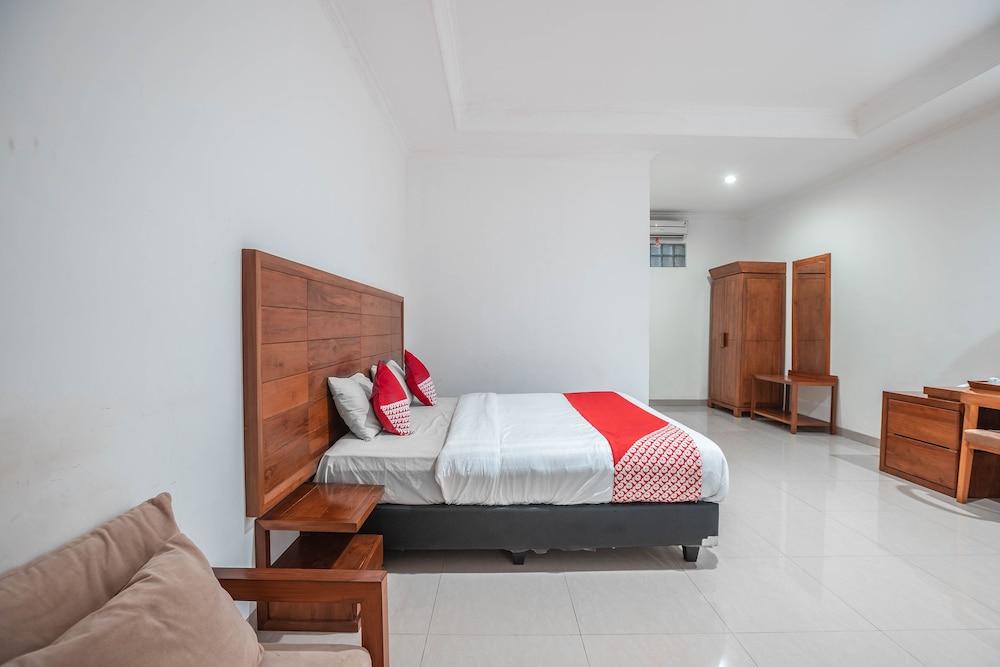 OYO 686 Bunga Karang Hotel 18/46
