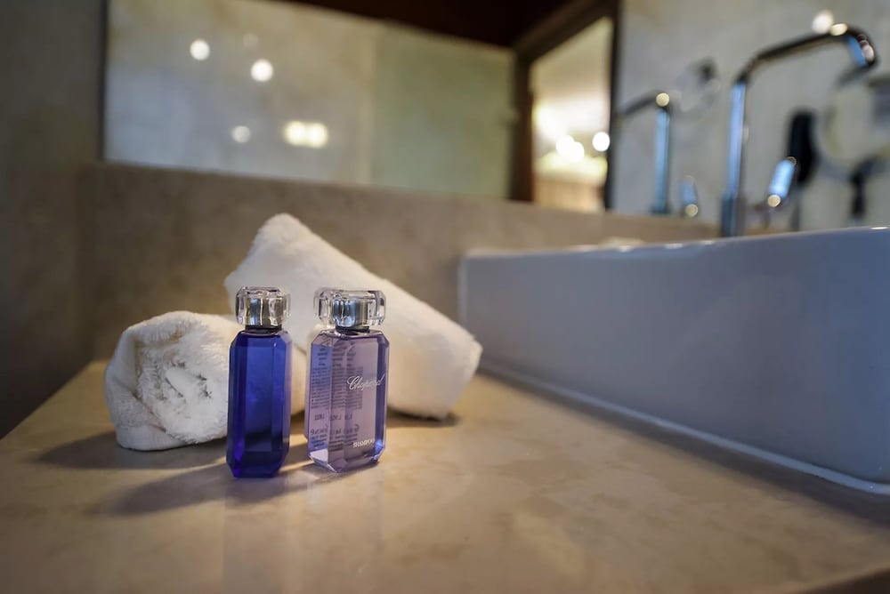 Elegance Luxury Executive Suites - Adults Only 22/58