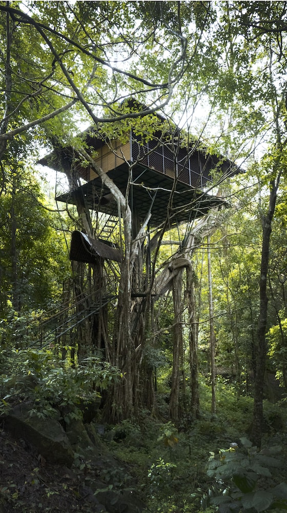 VYTHIRI RESORT 43/55