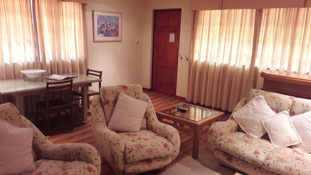 Ridgeview Lodge 24/50