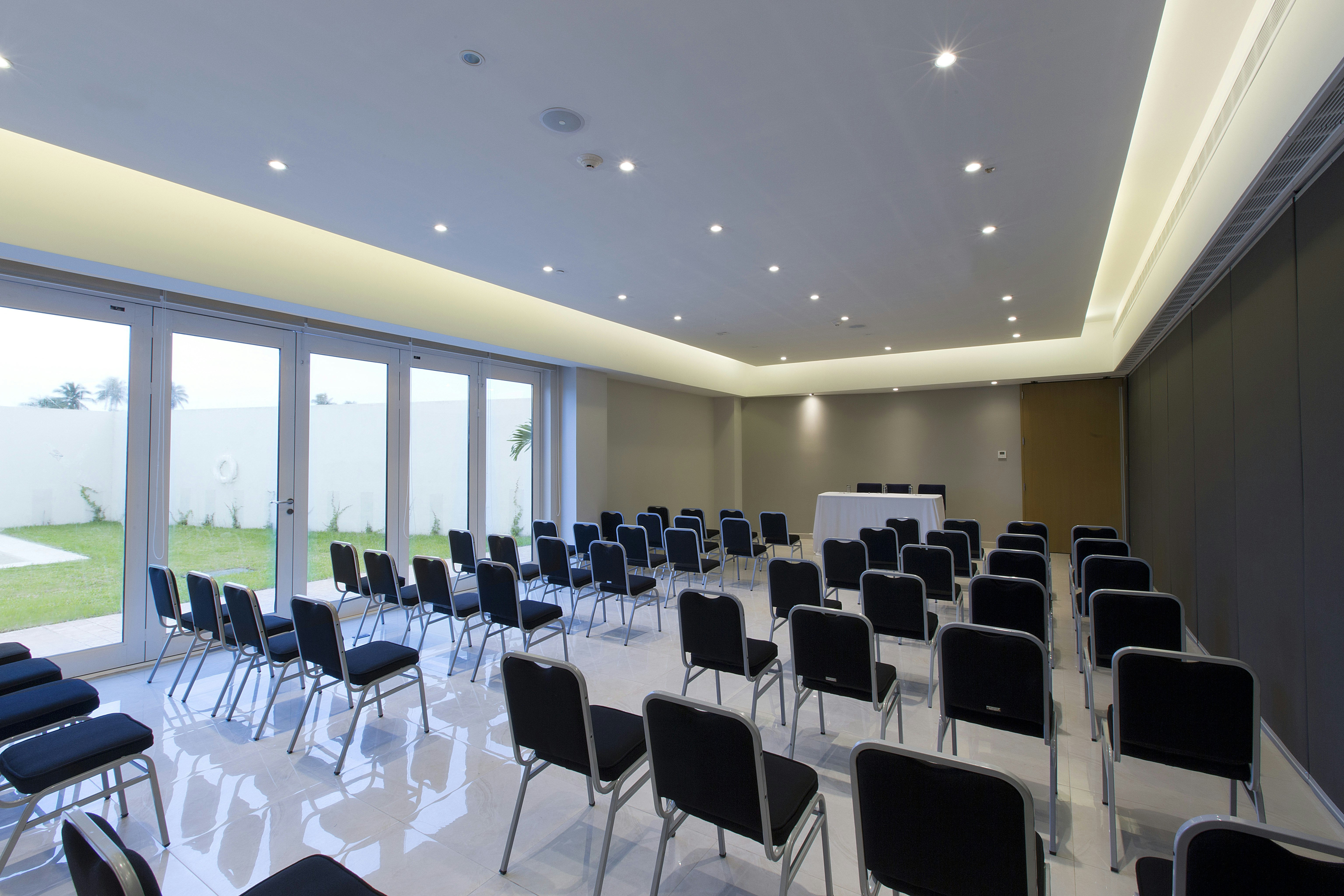 Hampton Inn & Suites by Hilton Paraiso 13/14