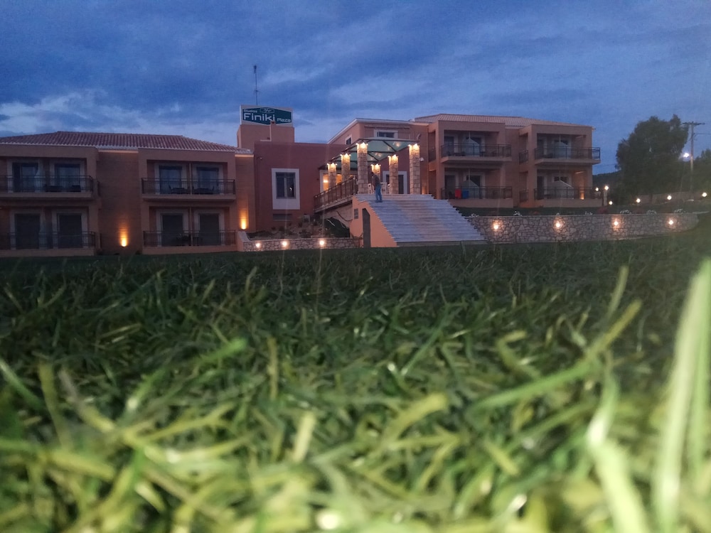 Finiki Plaza 3/45