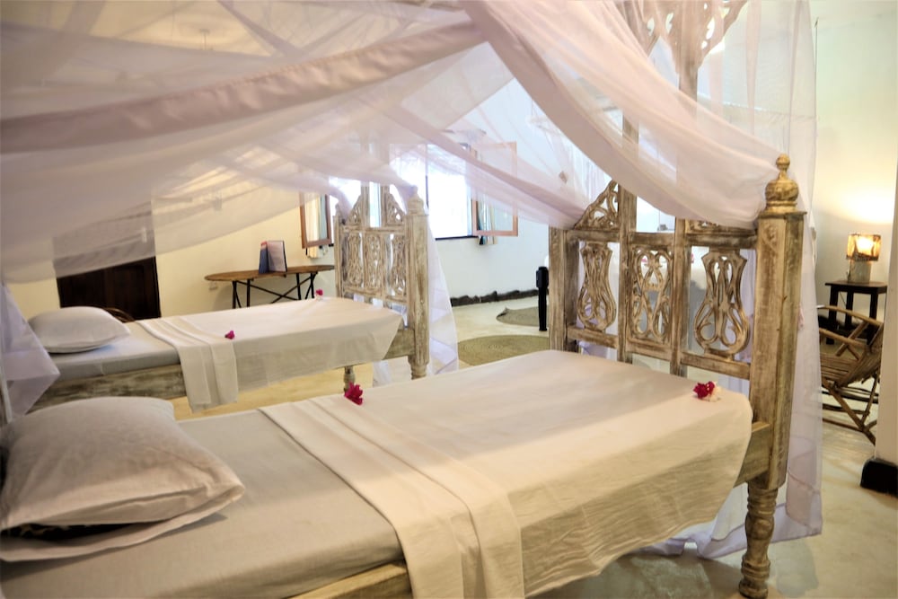 Comfort, Twin Beds, Resort View