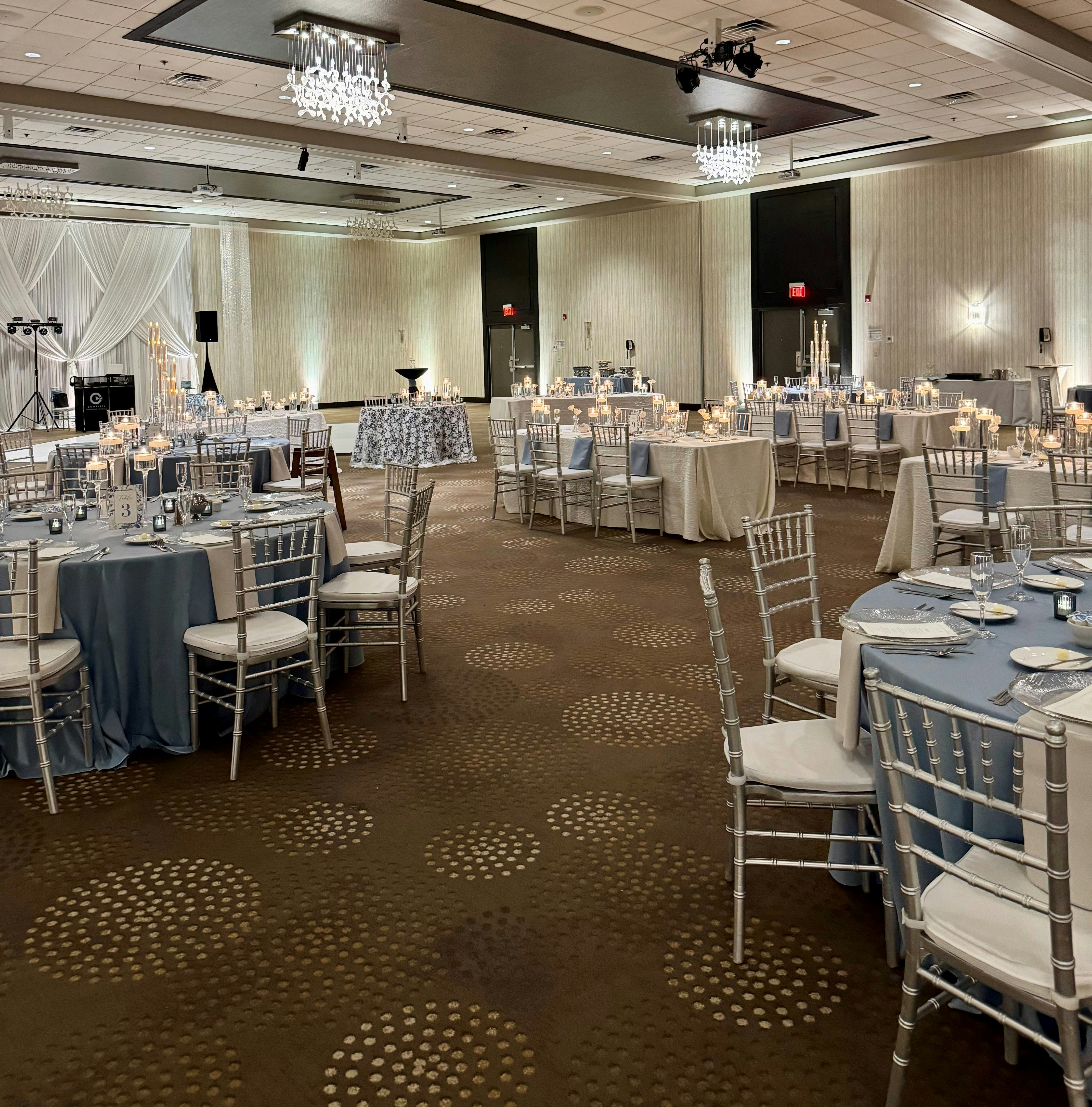 Doubletree By Hilton Bloomington 66/76