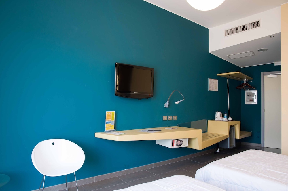 Ibis Styles Catania Acireale 47/75