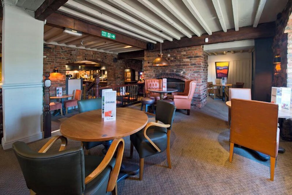 Premier Inn Cambridge North (Girton) 33/54