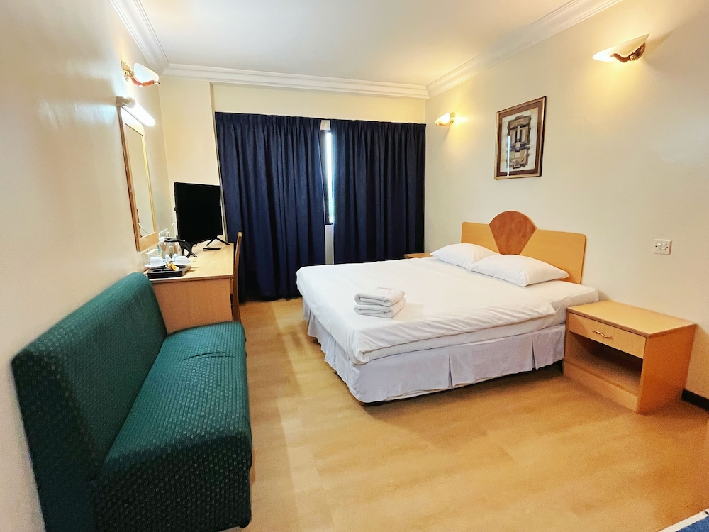 Fair Park Hotel 24/50