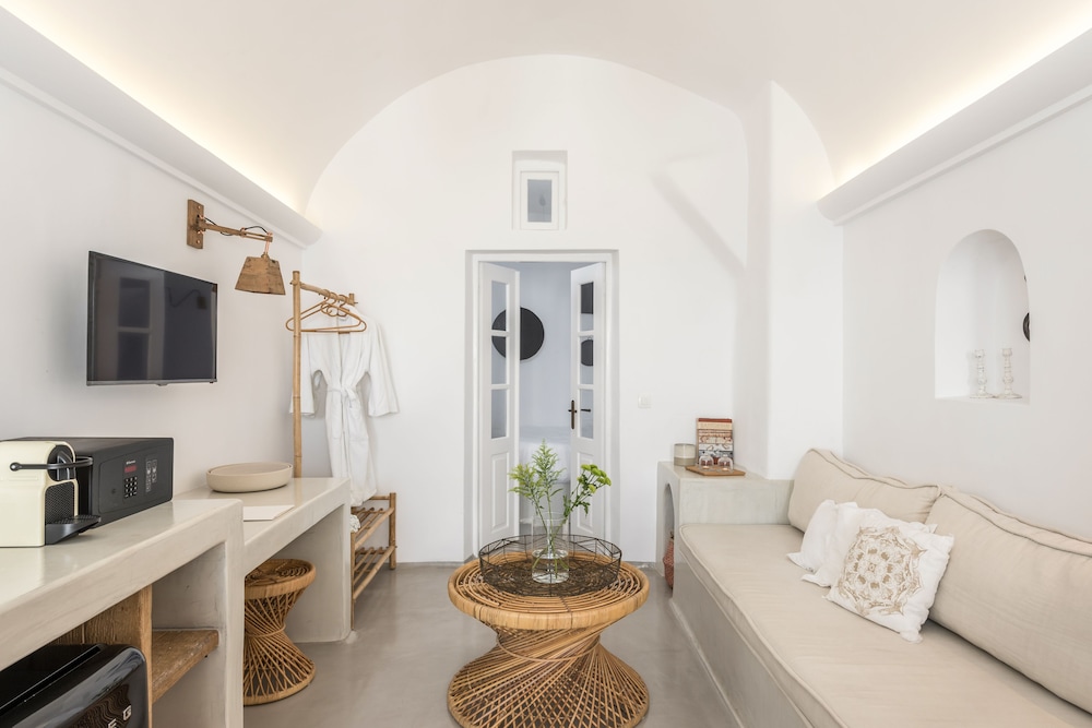 COCOON SUITES 49/68
