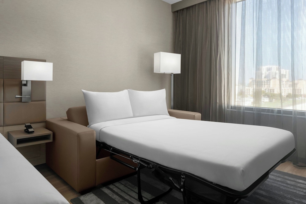 Room at AC Hotel Miami Dadeland, MIAMI - FL