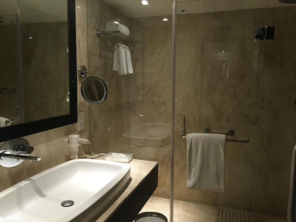 Fortune District Centre, Ghaziabad - Member ITC Hotels Group 63/65