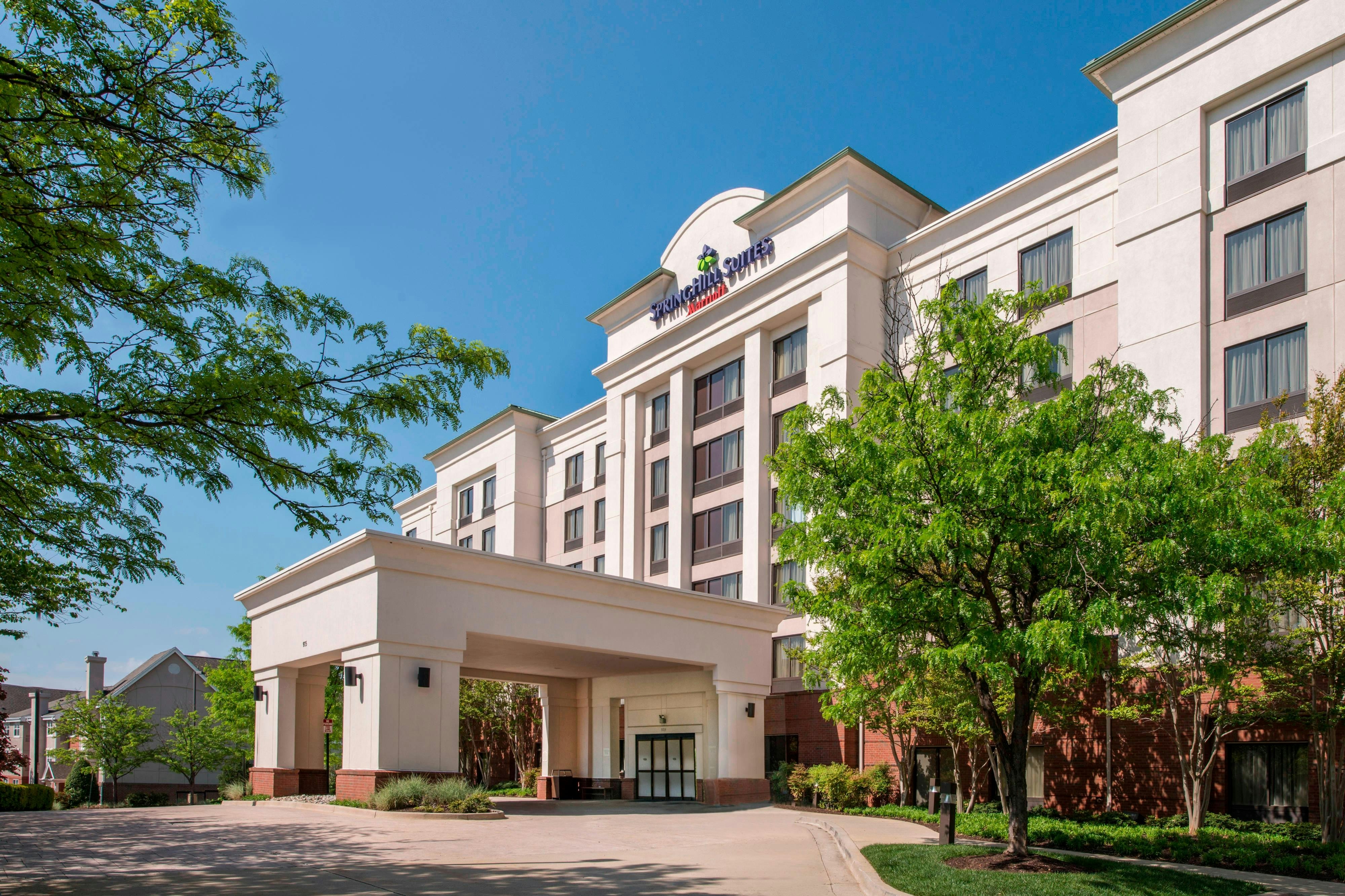 SpringHill Suites Gaithersburg 32/33
