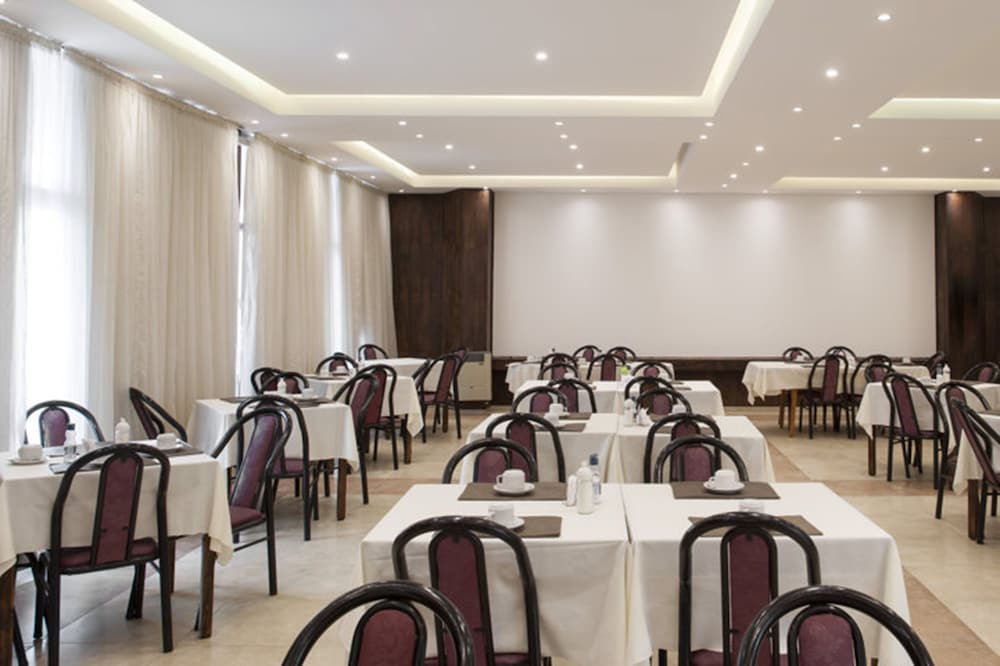 Gran Hotel San Luis 39/48